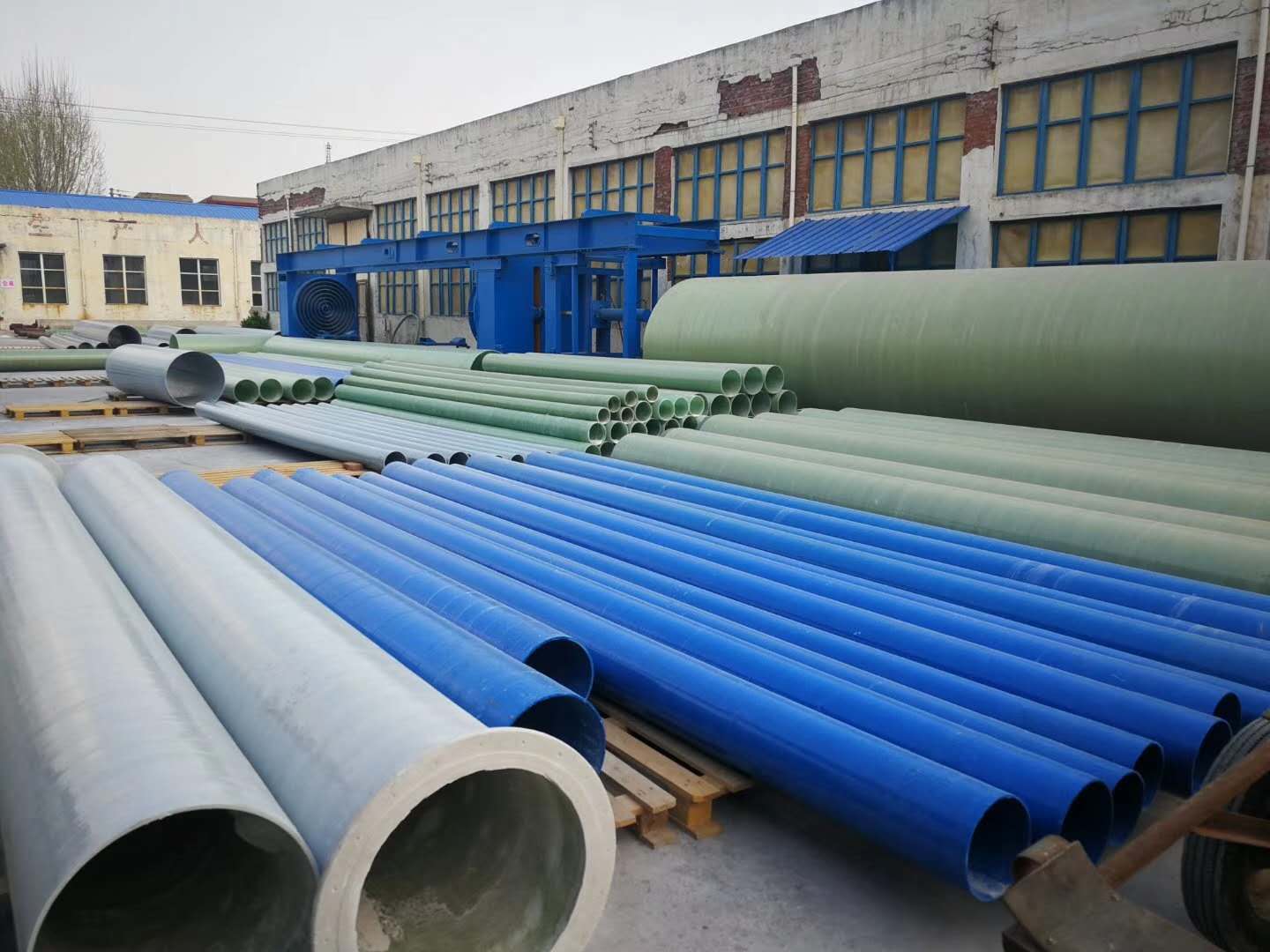 FRP青青草视频免费在线观看管道-轻质材料-便捷安装维护